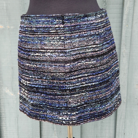 Diane von Furstenberg Wrap Effect Short Skirt Size 4 Tweed Texture Blue Black - Picture 5 of 10